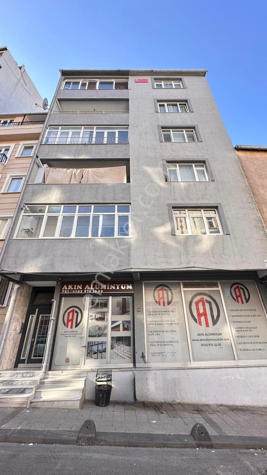 Kağıthane Hürriyet Kiralık Daire İlka'dan Metroya Yokuşsuz 10 Dk Yürüme Cadde Üzeri Kiralık