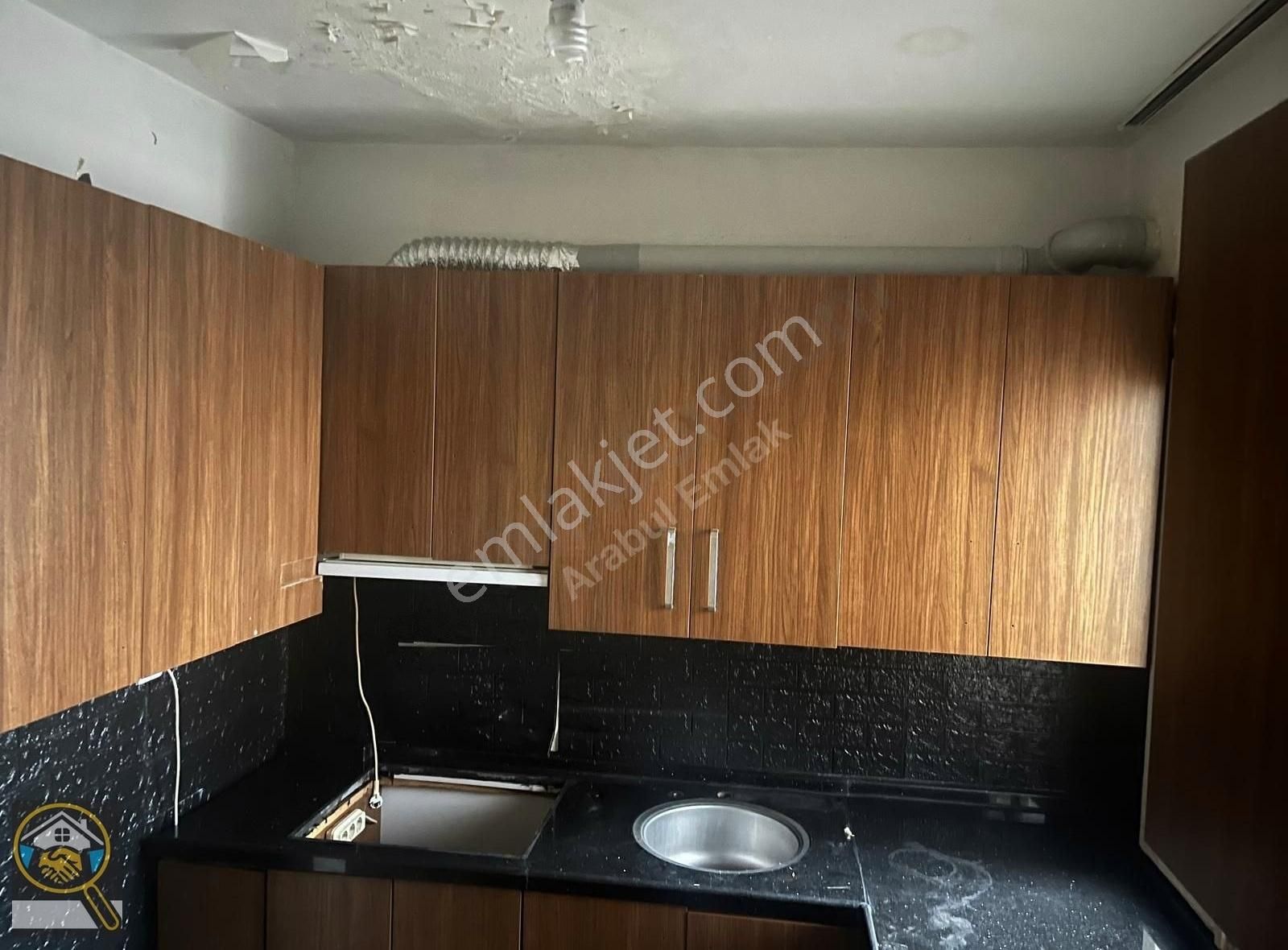 Buca Hürriyet Metroya Yakın Kiralık Daire Kiralık 3+1 Daire 120 M2 Arakat Kılimalı