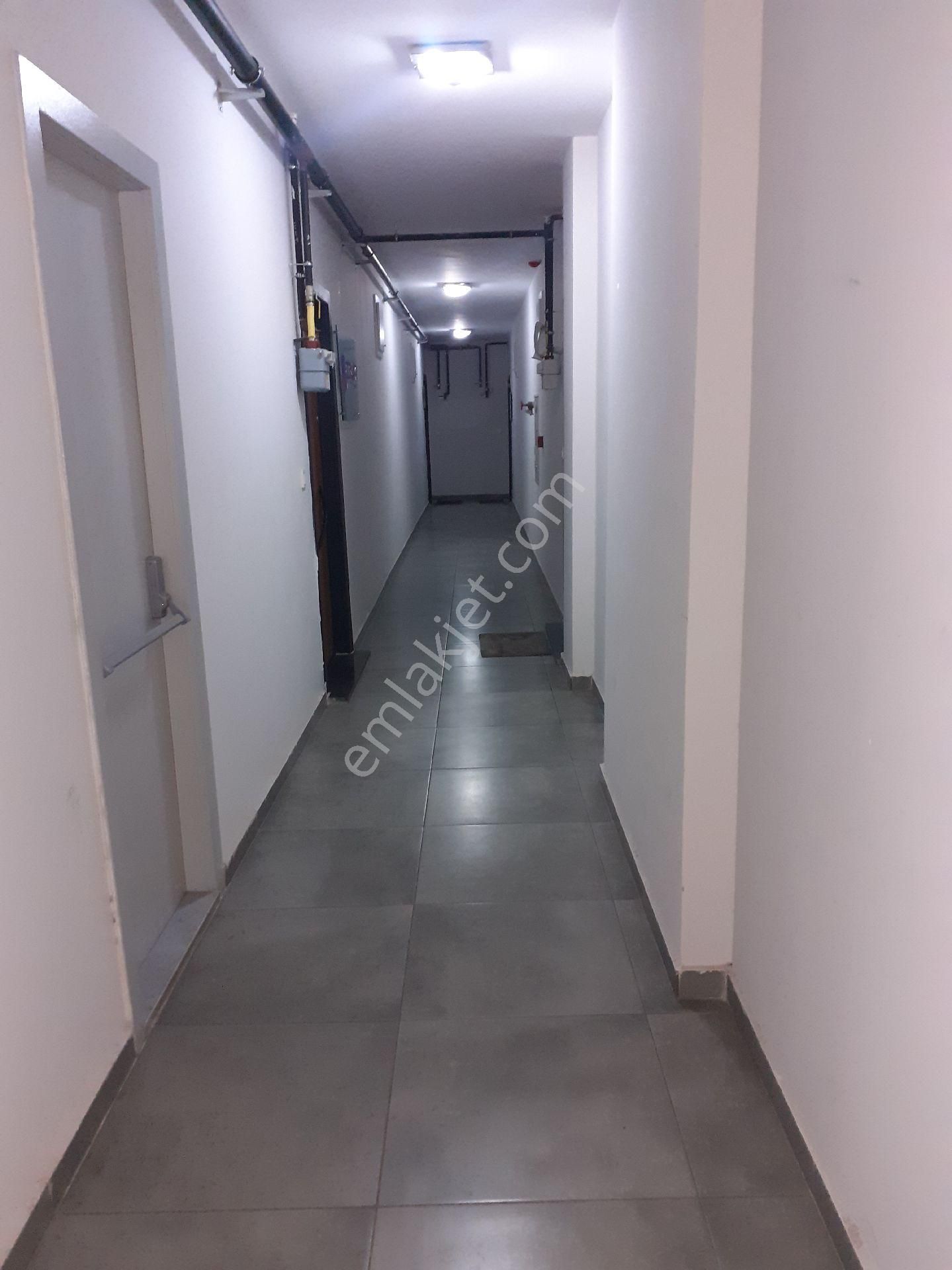 Satlık İşyeri Kat 1 K B Bina Sıfır 2+1 Fulll 80 M2 İçinde Avkat Oturuyor - Görsel 17