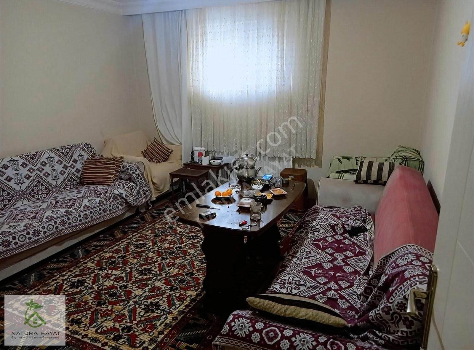 Pendik Fatih Satılık Daire Caddede Teraslı Daire