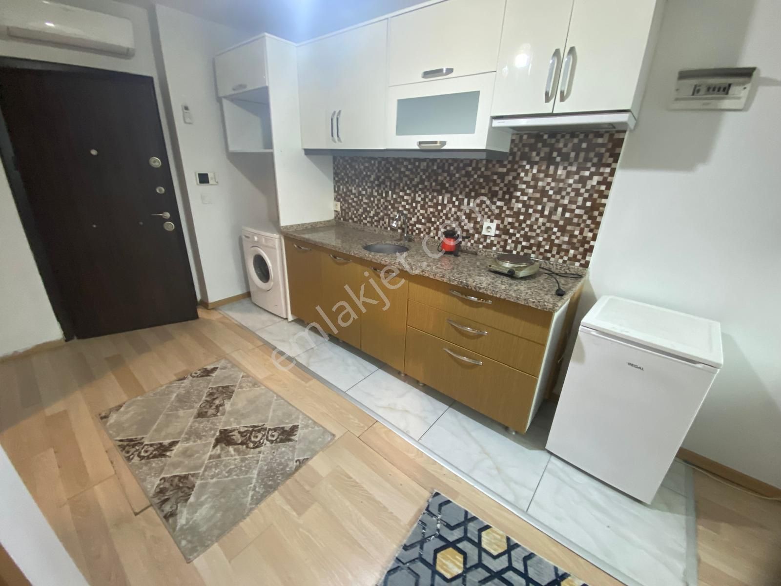 Beylikdüzü Yakuplu'da Metrobüs Yanı 45m2 Eşyalı Faturalar Dahil - Görsel 4