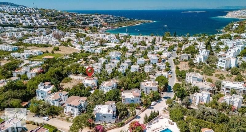 Bodrum Küçükbük Satılık Villa Gündoğan Küçükbük'te Denize 350 Metre Mesafede Daireler