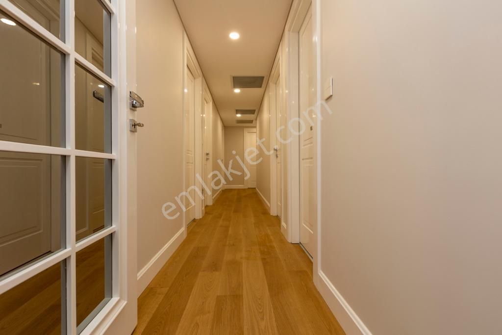 Salacak'ta Tarihi Yarımada Kesintisiz Manzaralı Bahçe Katı Daire - Görsel 9