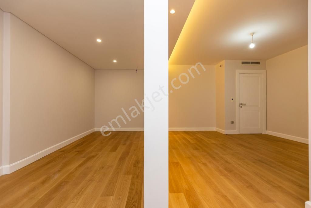 Salacak'ta Tarihi Yarımada Kesintisiz Manzaralı Bahçe Katı Daire - Görsel 11