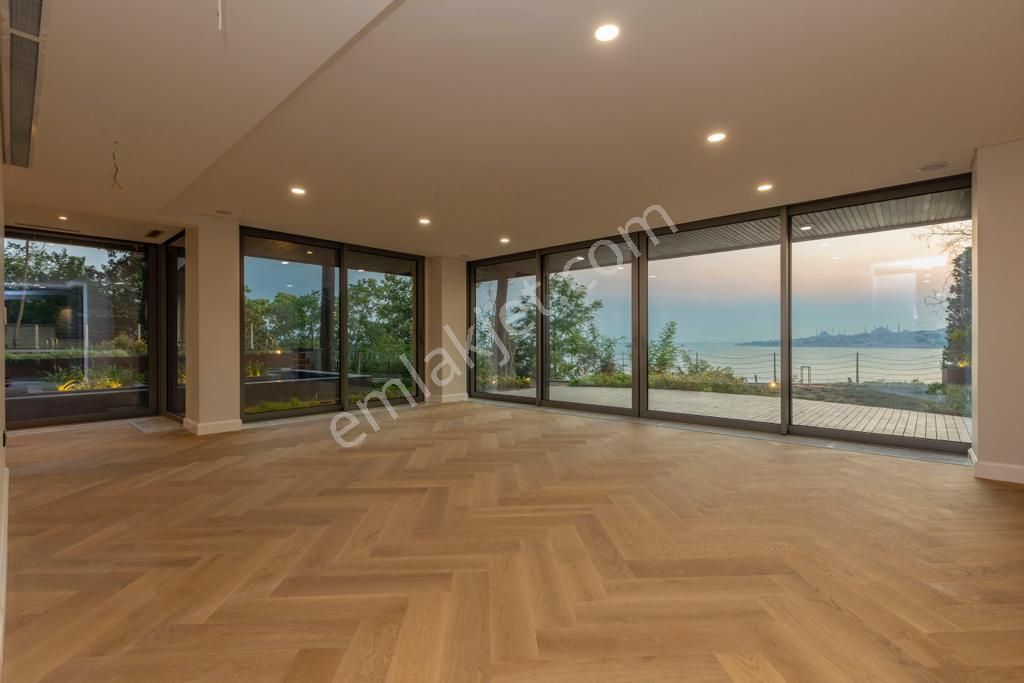 Salacak'ta Tarihi Yarımada Kesintisiz Manzaralı Bahçe Katı Daire - Görsel 4