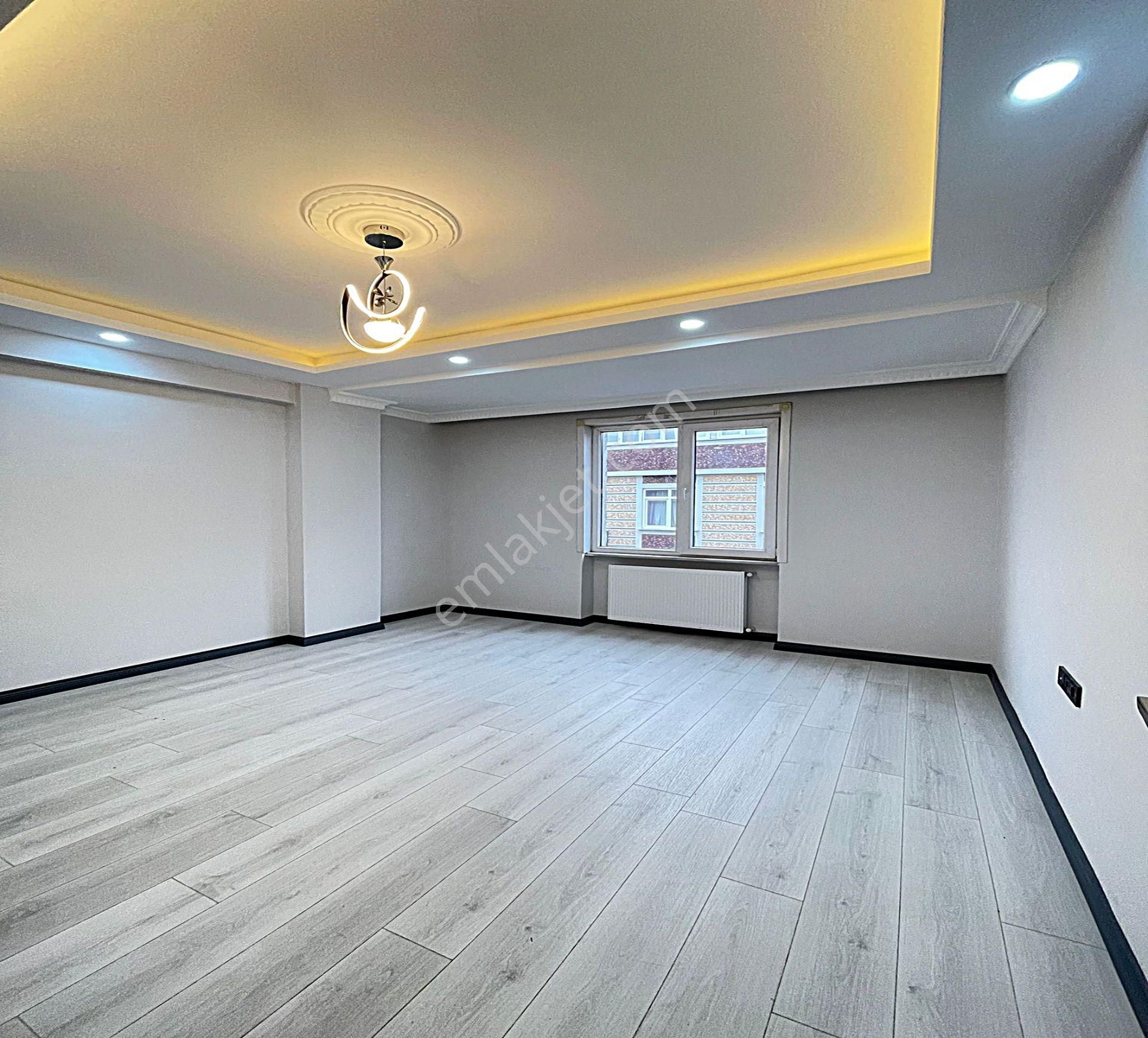 Krediye Uygun Balkonlu Geniş M2 2+1 Satılık Ara Kat Daire - Görsel 2