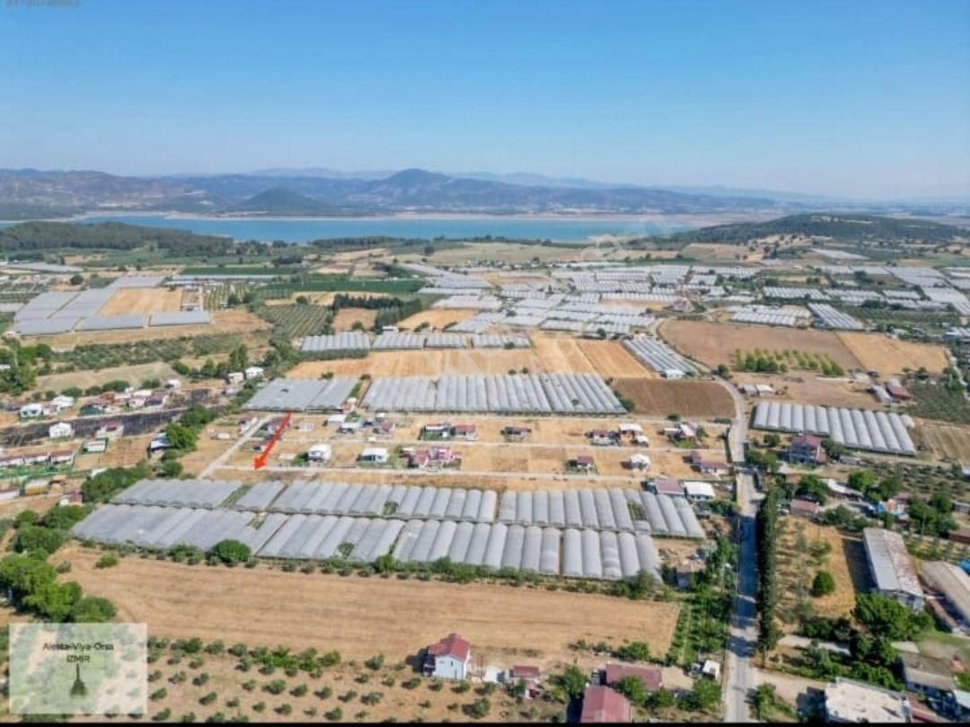 Menderes Değirmendere Satılık Tarla Değirmendere 300 M2 Tarla