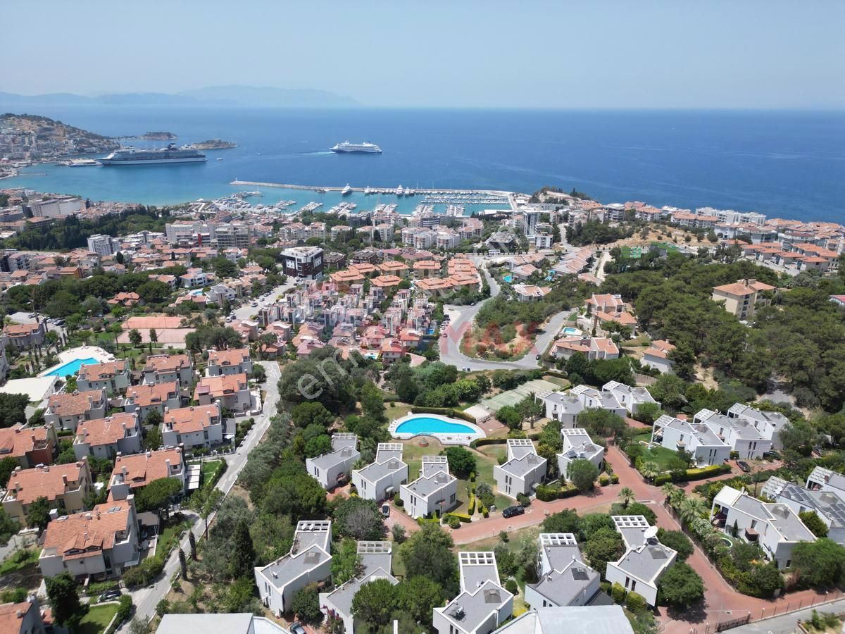 Kuşadası Türkmen Kiralık Villa Kuşadası Merkezde Deniz Manzaralı Eşyalı Villa!