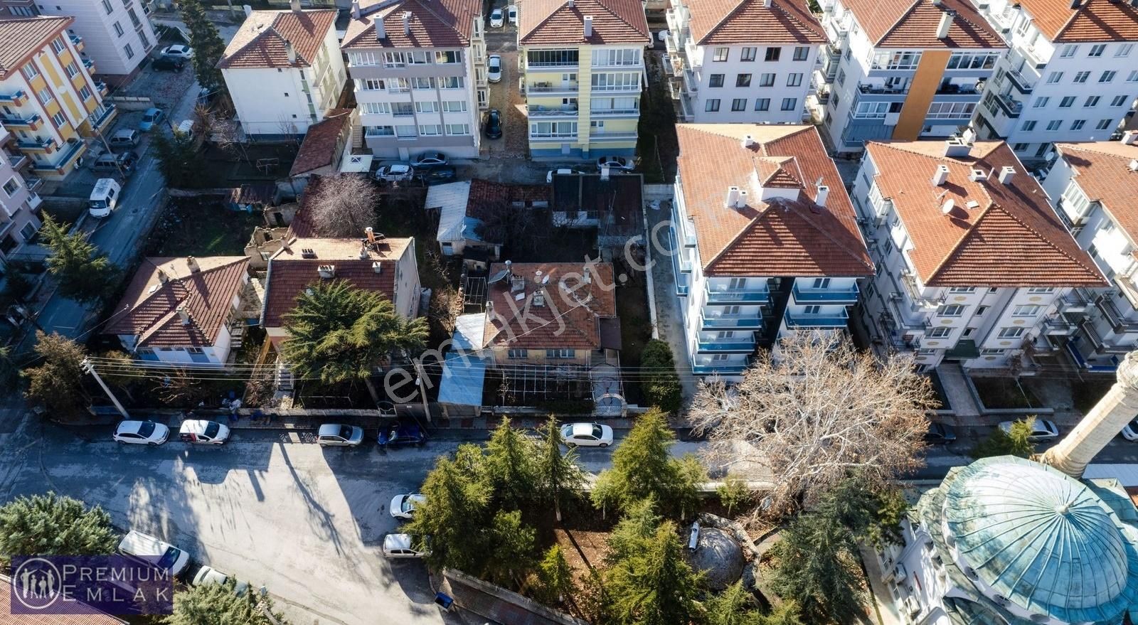 Afyonkarahisar Merkez İstiklal Satılık Konut İmarlı Premıum'dan İstiklal'de Mükemmel Konumda Satılık Konut Arsası