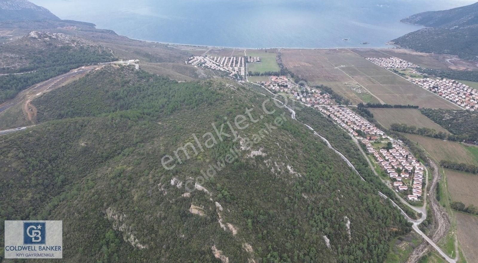 Karaburun Küçükbahçe Satılık Tarla Karaburun Küçükbahçe'de Yerleşim Alanında 23.157 M2 Tarla