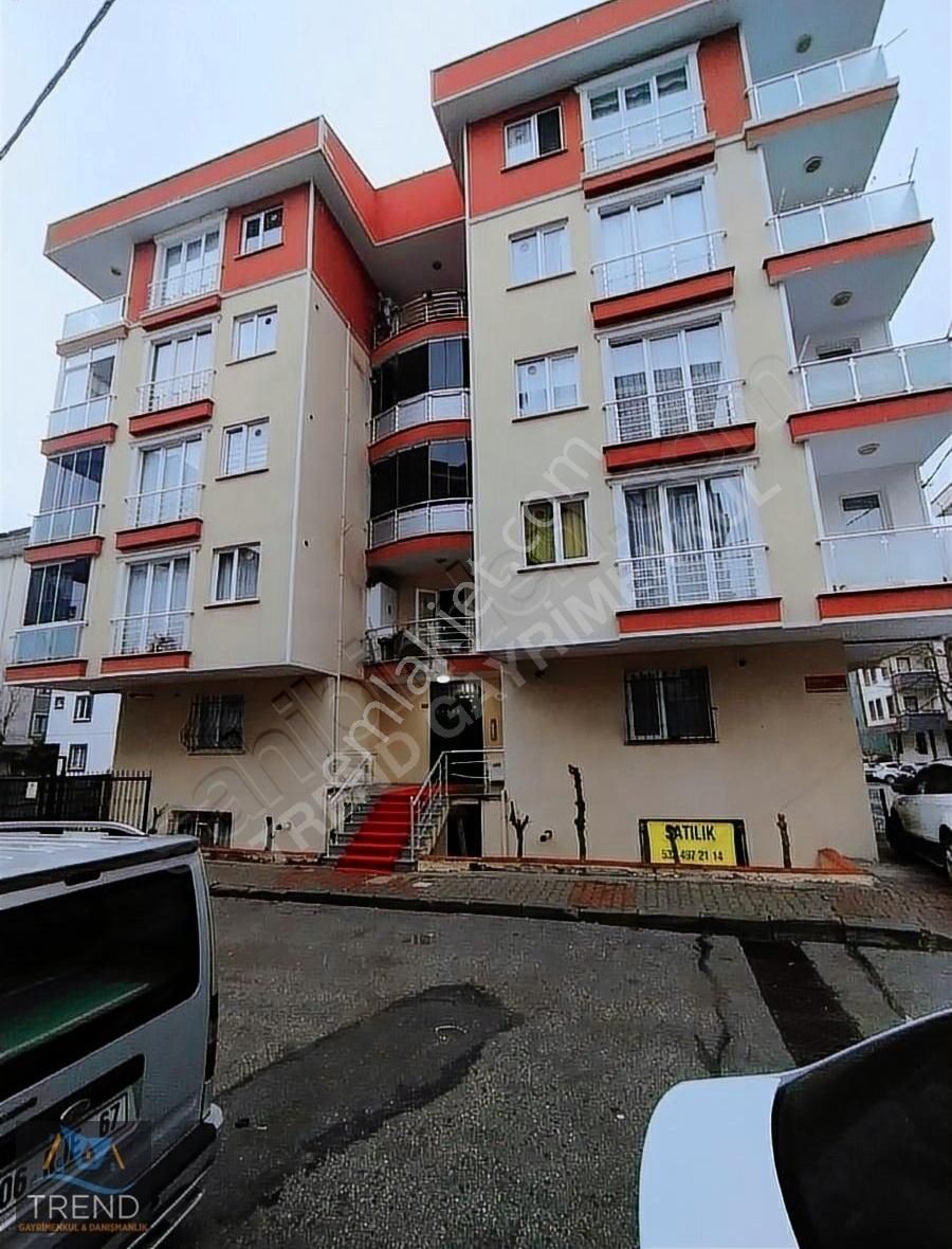 Çekmeköy Taşdelen Satılık Daire Engin Can'dan Satılık 2+1daire Bahçe Katı Ebeveyn Banyolu 80 M2