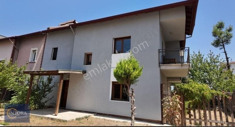 Merkezefendi Servergazi Satılık Villa İnfora Yatırım'dan Selvergazi Mh. 5+1 Site İçi Satılık Villa.