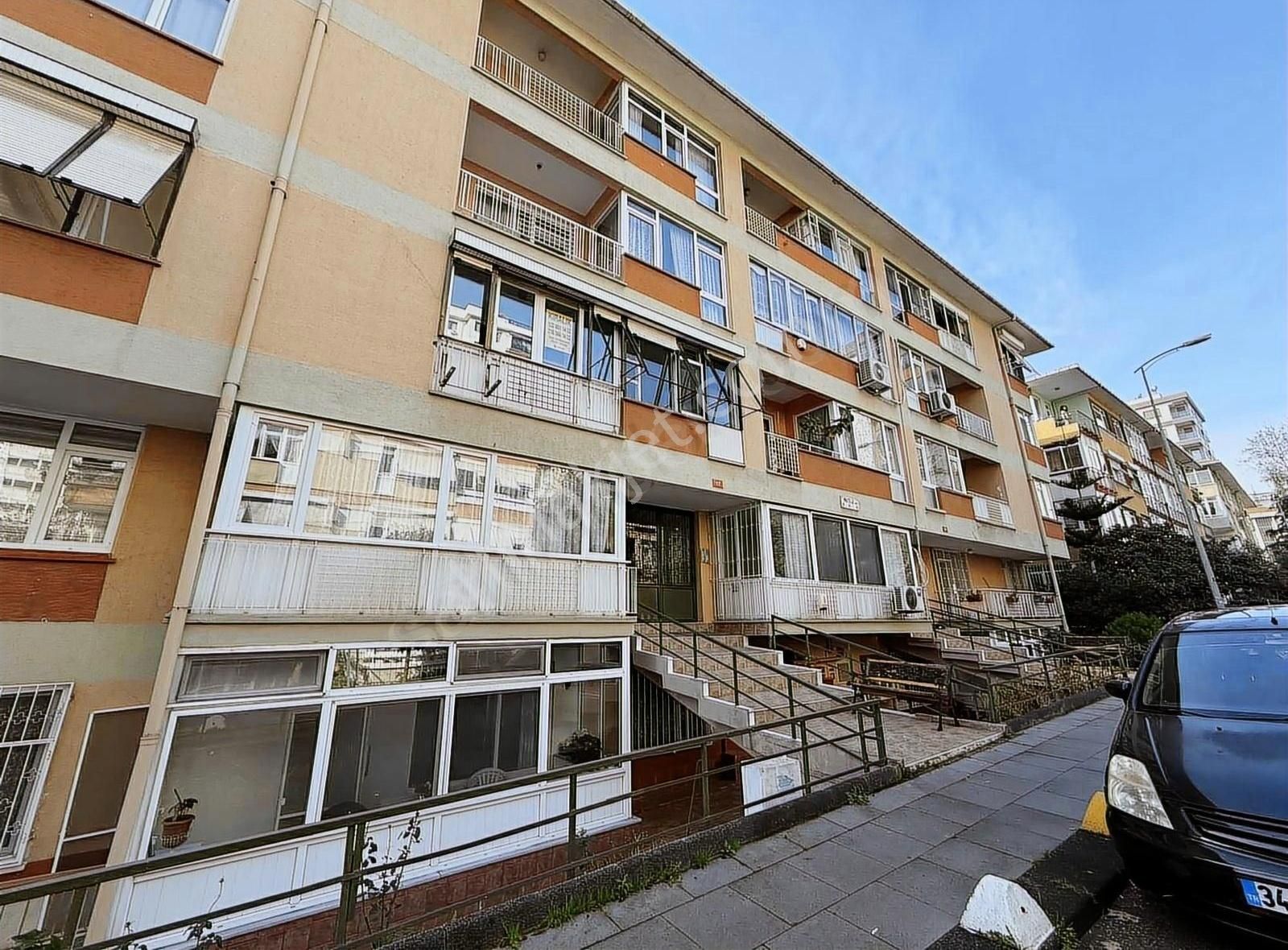 Kadıköy Bostancı Kiralık Daire Bostancı'da 3+1 Ferah 125m2 Metro Marmaray Yakını