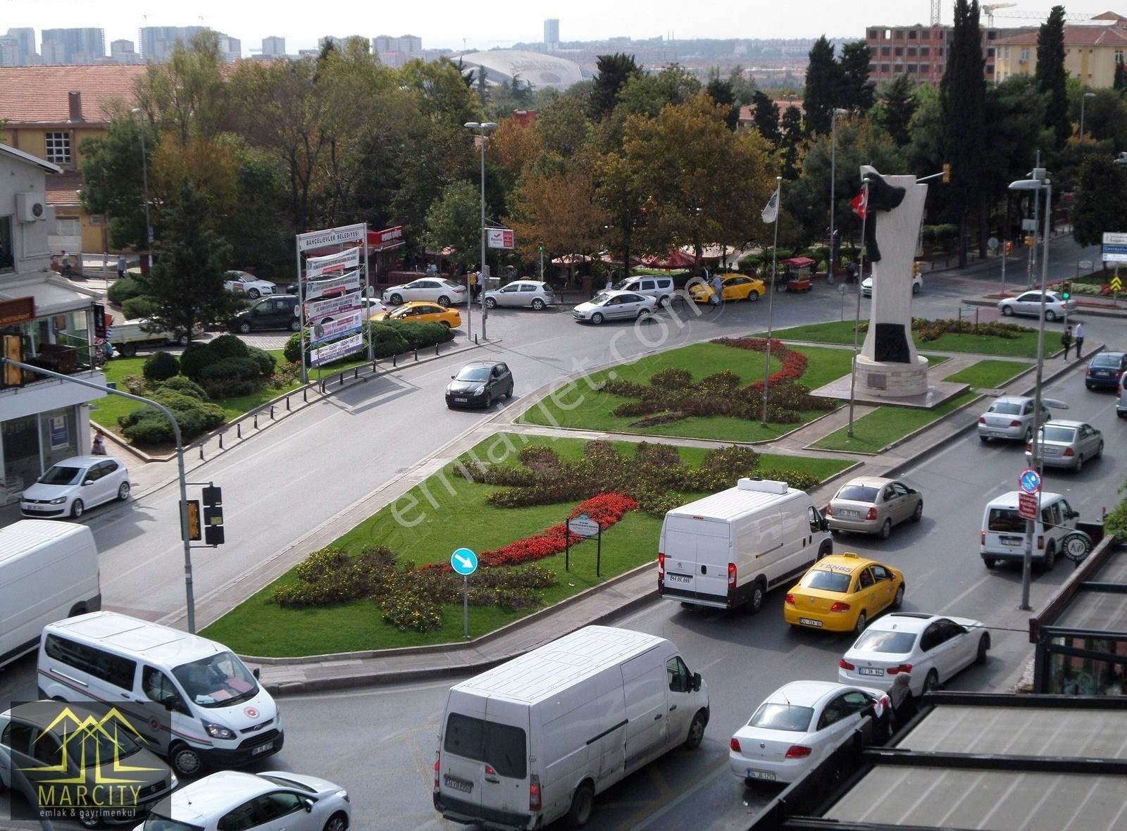 Bahçelievler Siyavuşpaşa Satılık Daire Marcity'den Ulubatlı Onur Market Yakını Asansörlü 2+1 Satılık