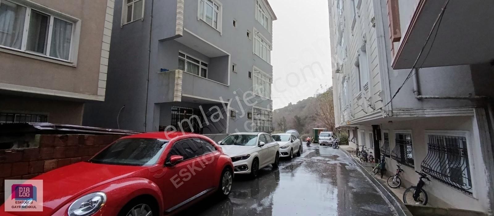 Sarıyer Bahçeköy Kemer Satılık Daire Bahçeköy Kemer Mahallesinde Orman Manzaralı 3+1 Daire