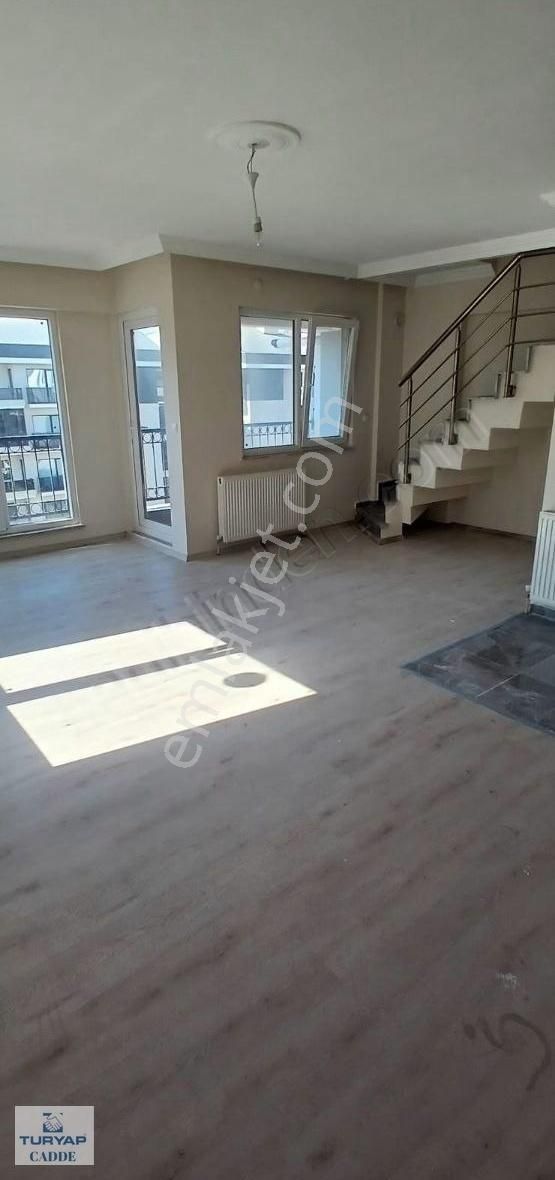 Çanakkale Merkez Kepez Bld. (Hamidiye) Kiralık Daire Çanakkale Hamidiye De Kiralık Geniş Dubleks