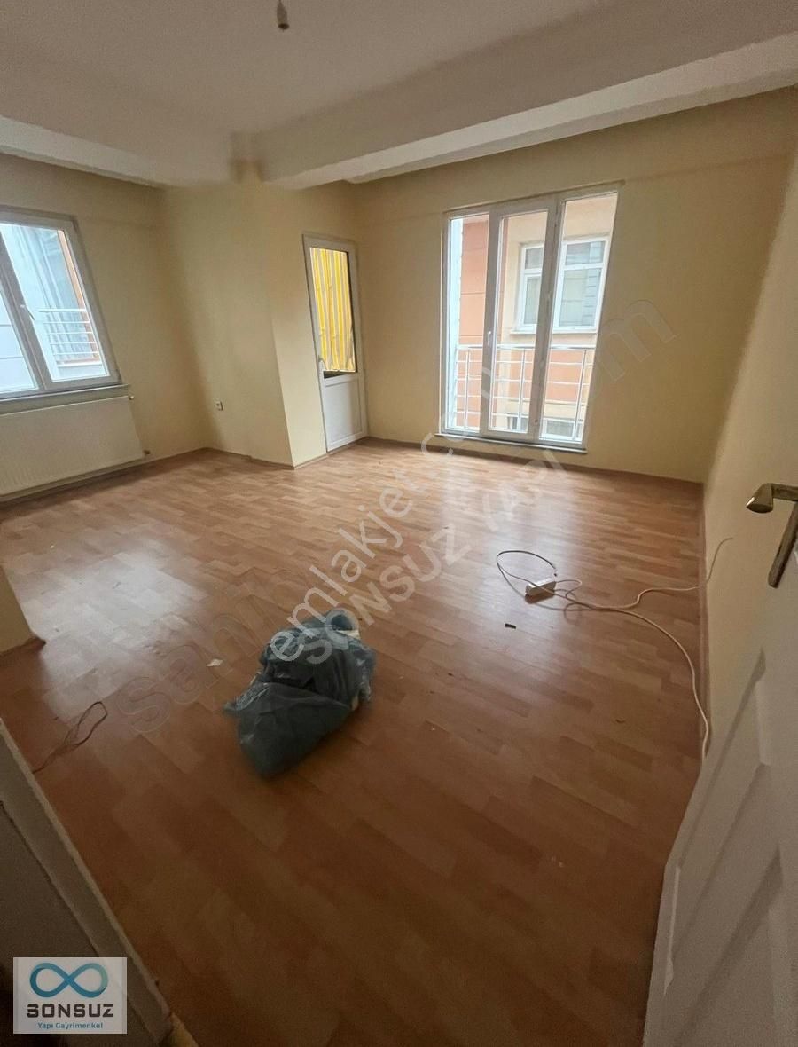 Esenyurt Mehmet Akif Ersoy Kiralık Daire Metrobüse 10 Dk Yürüme Mesafesin De Kiralık 2+1 Daire