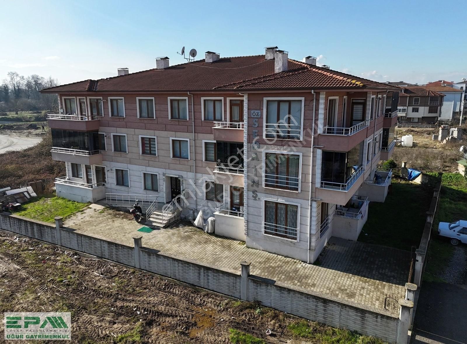 Düzce Merkez Aziziye Satılık Daire Epa Uğur'dan Merkez'de Satılık Yüksek Giriş 2+1 Daire