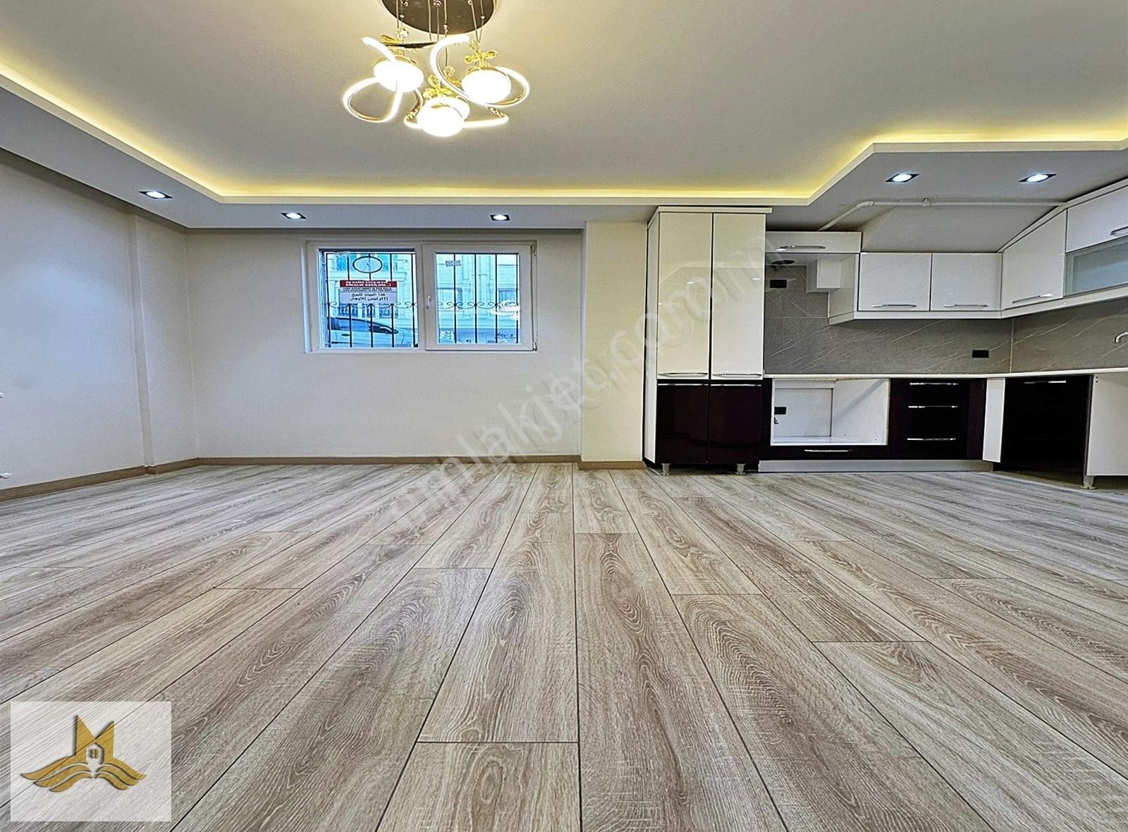 Beylikdüzünde Emsallerinin Altında 2+1 Full Dekorlu Bahçekatı - Görsel 18