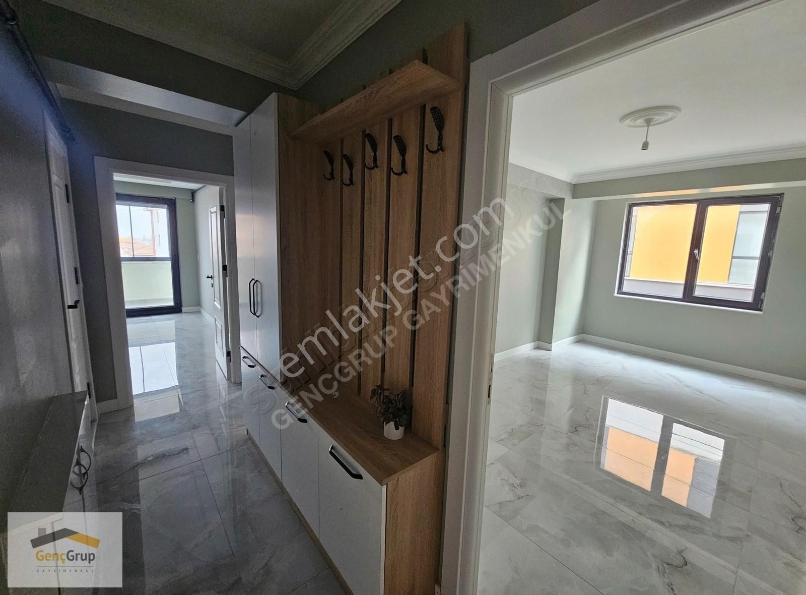 Odunpazarı Emek Kiralık Daire *genç Grup*ertaş Cd Üzerinde Yerden Isıtma E.banyo Lüx 3+1 Daire