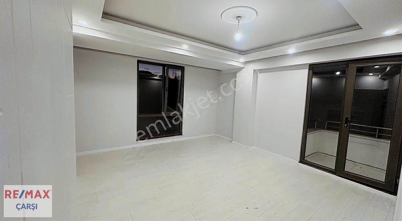 Başiskele Yeşilyurt Satılık Daire Remax Çarşıdan Başiskele Fatih Mah. 2+1 Satılık Arakat Daire