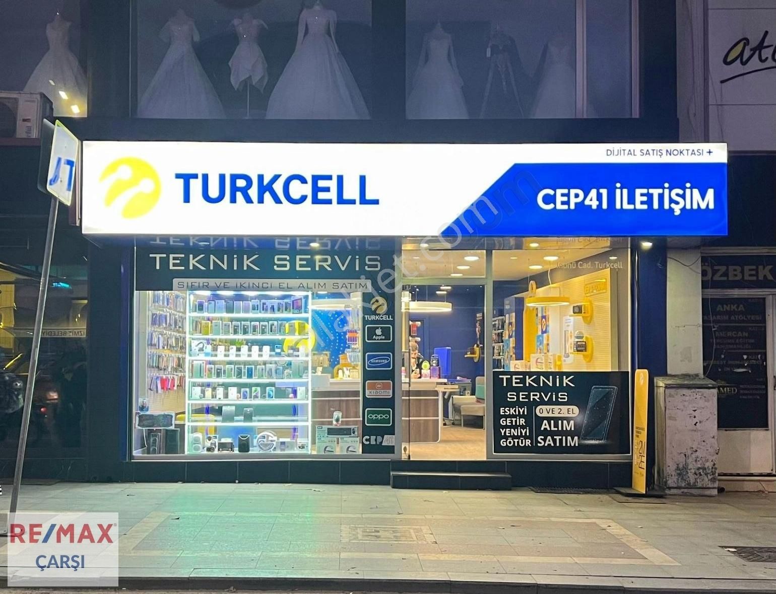 İzmit Çukurbağ Devren Dükkan & Mağaza İzmit Çarşıda Cadde Üzerinde Devren Kiralık Cep Telefon Dükkânı