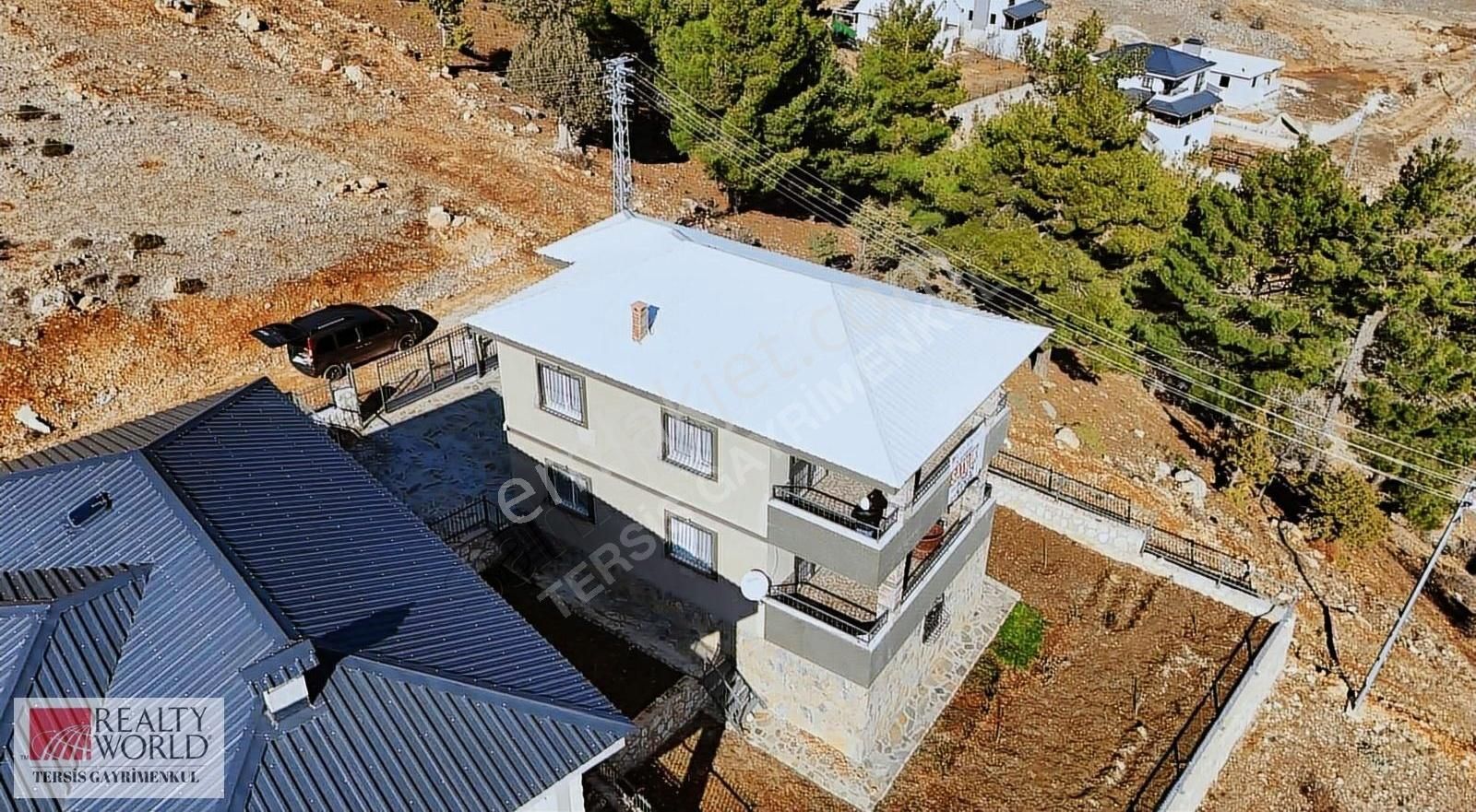 Pozantı Yenikonacık Satılık Villa Rw Tersis'den Pozantı Yenikonacık'da Satılık Dubleks Villa