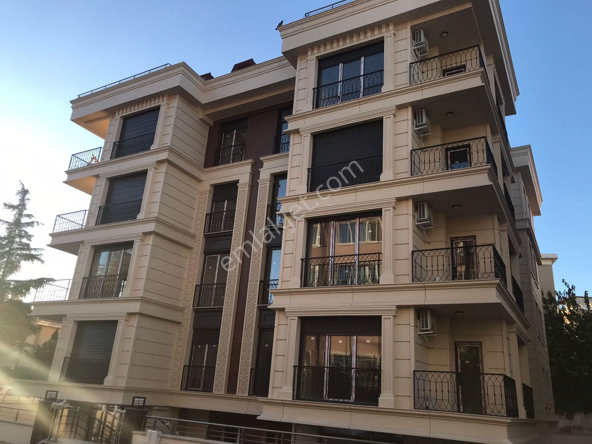 Bahçelievler Bahçelievler Metroya Yakın Kiralık Daire Bahçelievler Mahallesi Öğretmenevi Arkası 4+1 Kiralık Daire