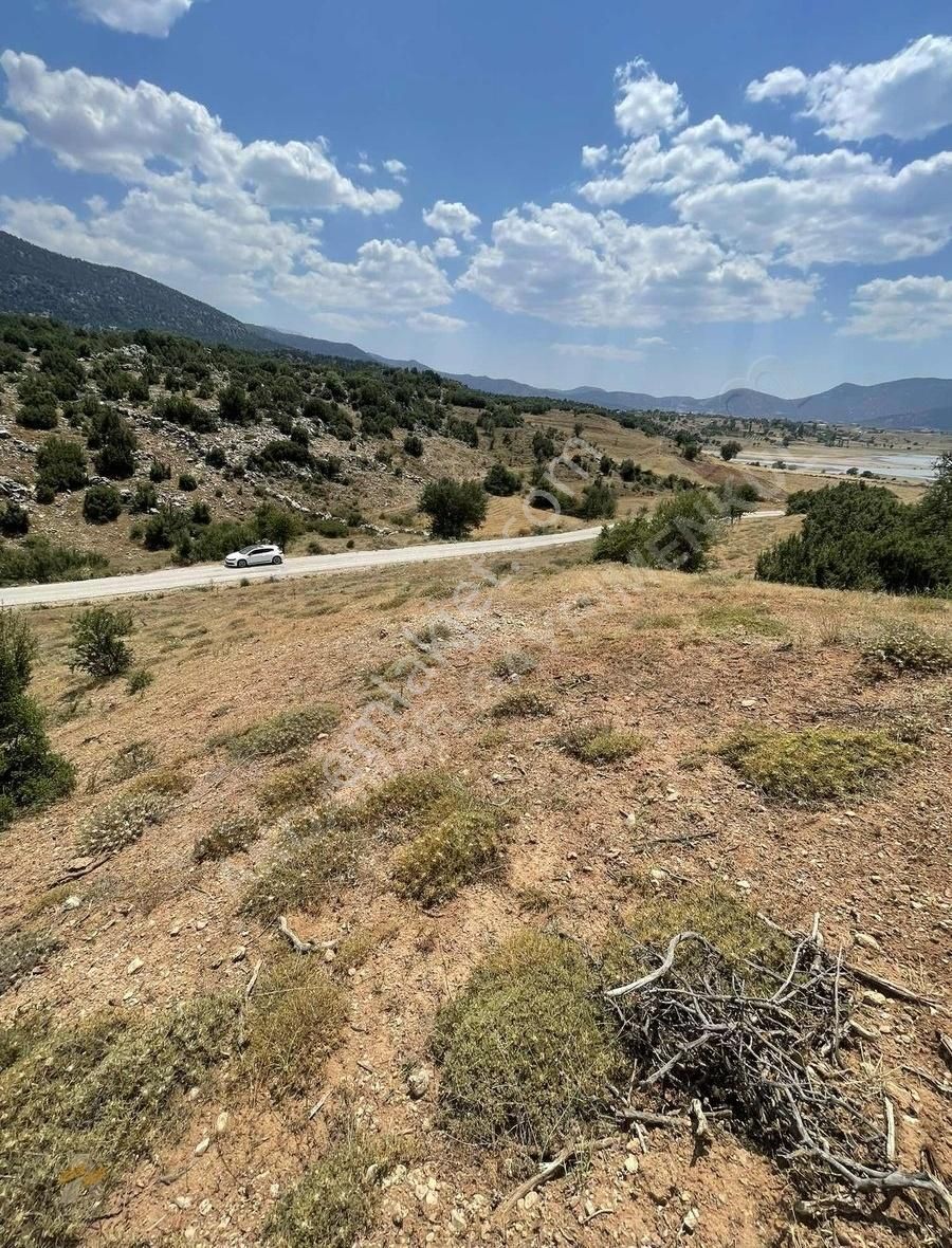 Akdamar'dan Yayla Patlangıç'ta Göl Üstü Satılık 2 Dönüm Tarla - Görsel 11