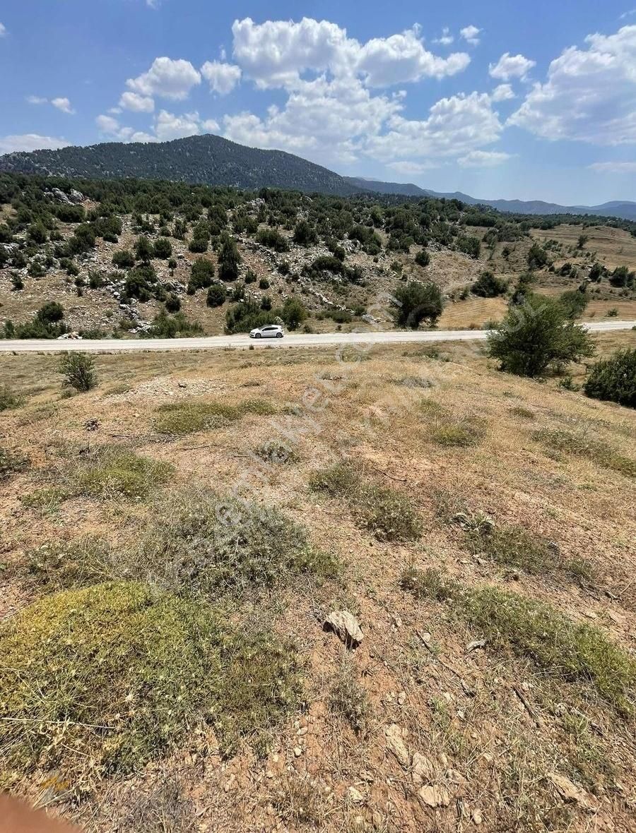 Akdamar'dan Yayla Patlangıç'ta Göl Üstü Satılık 2 Dönüm Tarla - Görsel 7