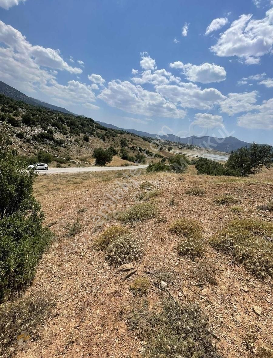 Akdamar'dan Yayla Patlangıç'ta Göl Üstü Satılık 2 Dönüm Tarla - Görsel 18