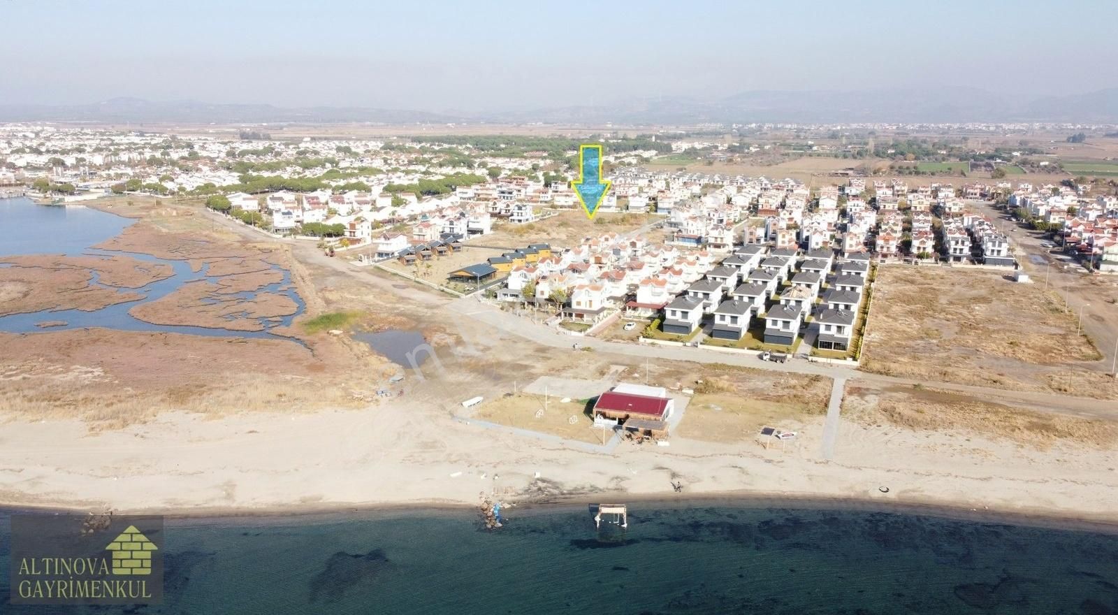 Balıkesir Ayvalık Satılık Turizm İmarlı Altınova Sahilde 2517 M2 Turizm Otel İmarlı Köşe Konumlu Arsa