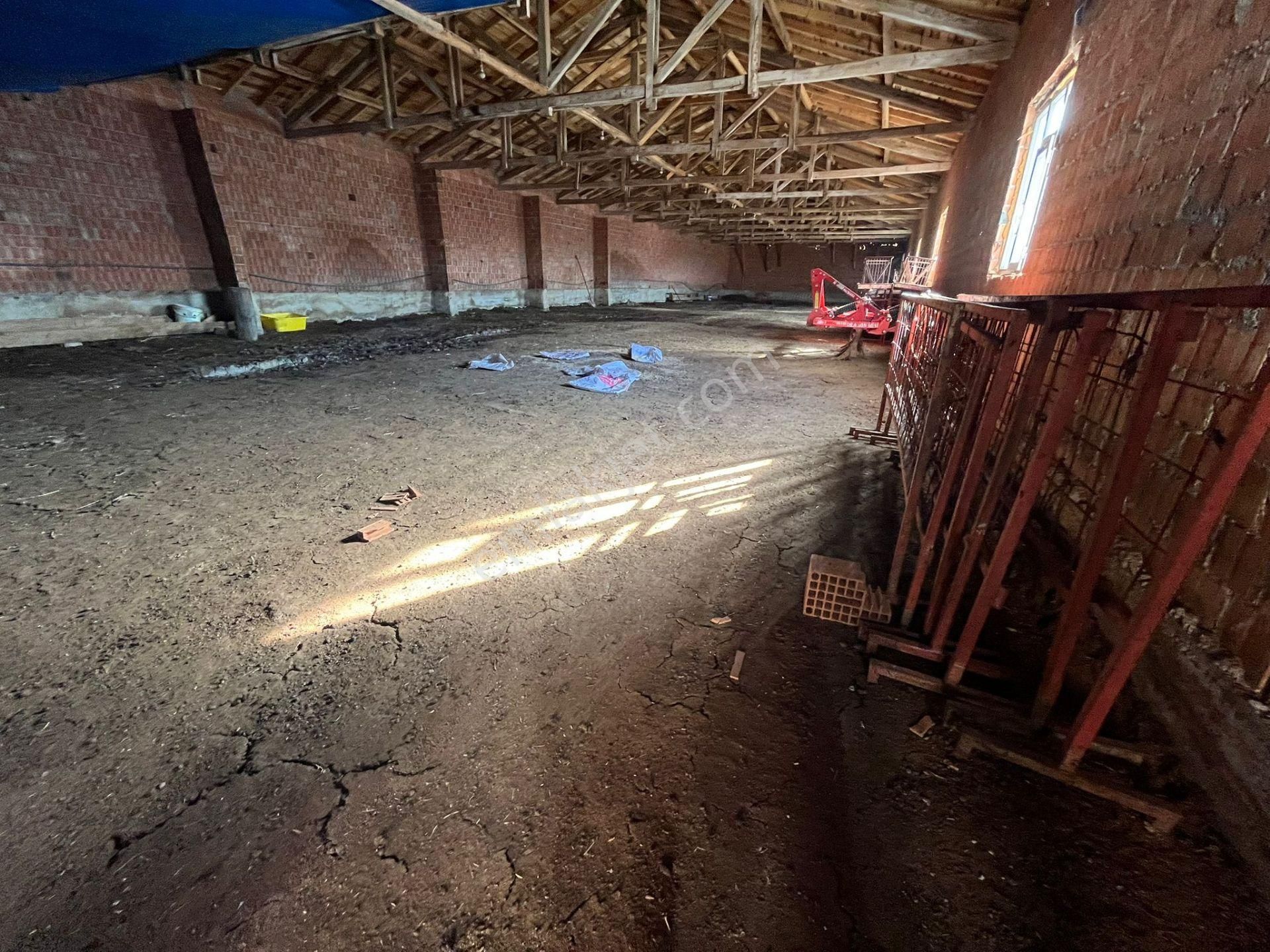 Satılık Çiftlik ...çoruma 28 Km Mesafede Çobandivan Köyünde - Görsel 26