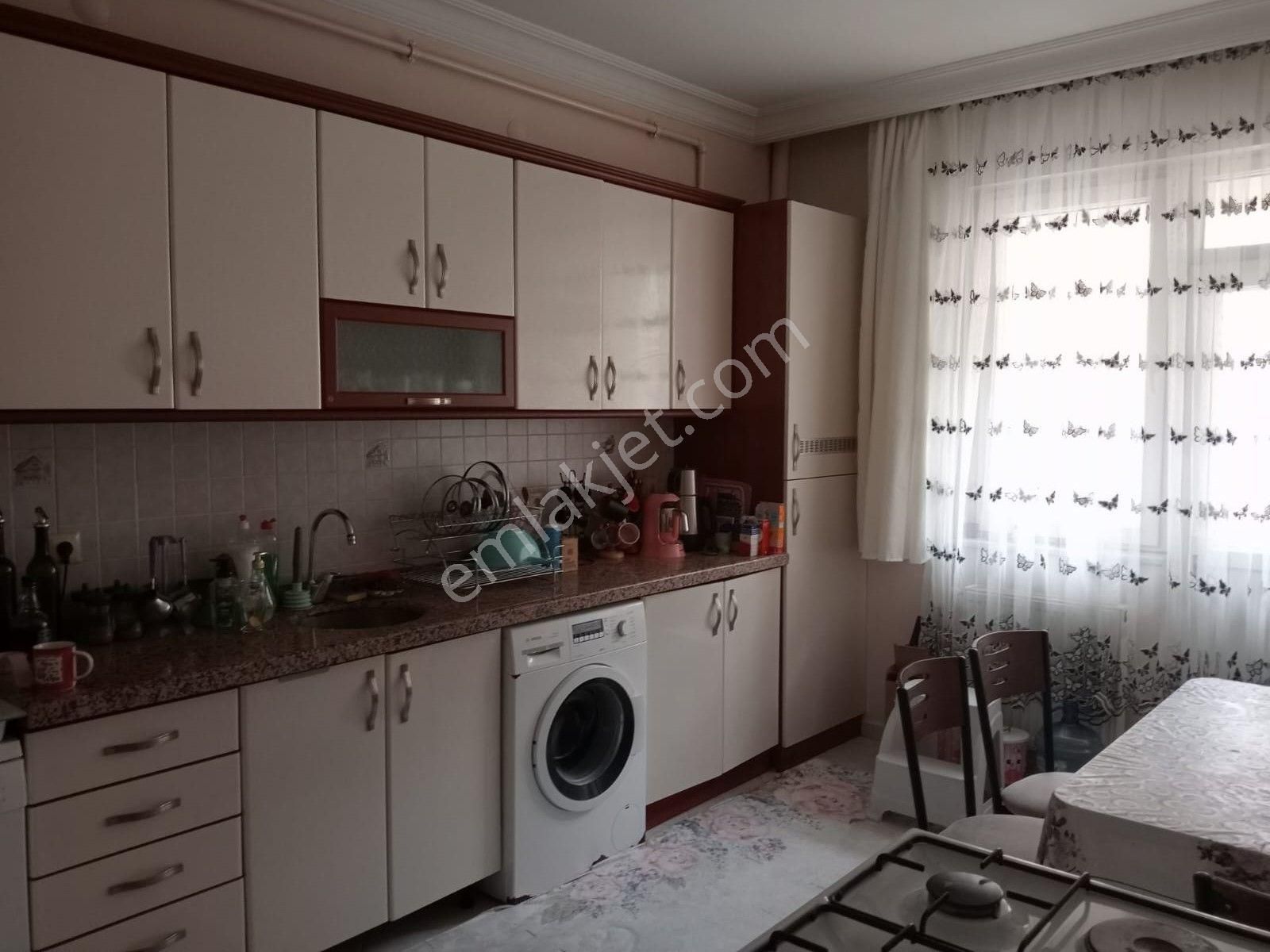 Odunpazarı Akarbaşı Satılık Daire Şehrin Merkezi Akarbaşı Mh Süper Konum Arakat Asansör 3+1 Bk-31