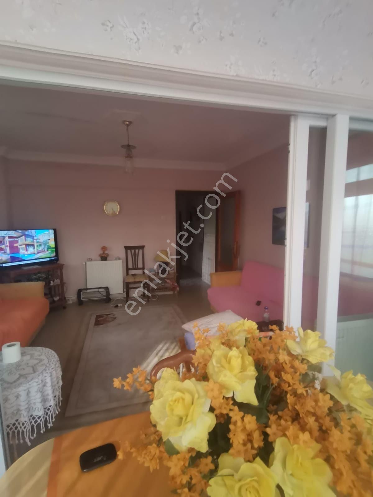Mudanya Cadde Üzeri İsyerine Uygun Köşe Bahçeli Daire Bahçe Kat - Görsel 13