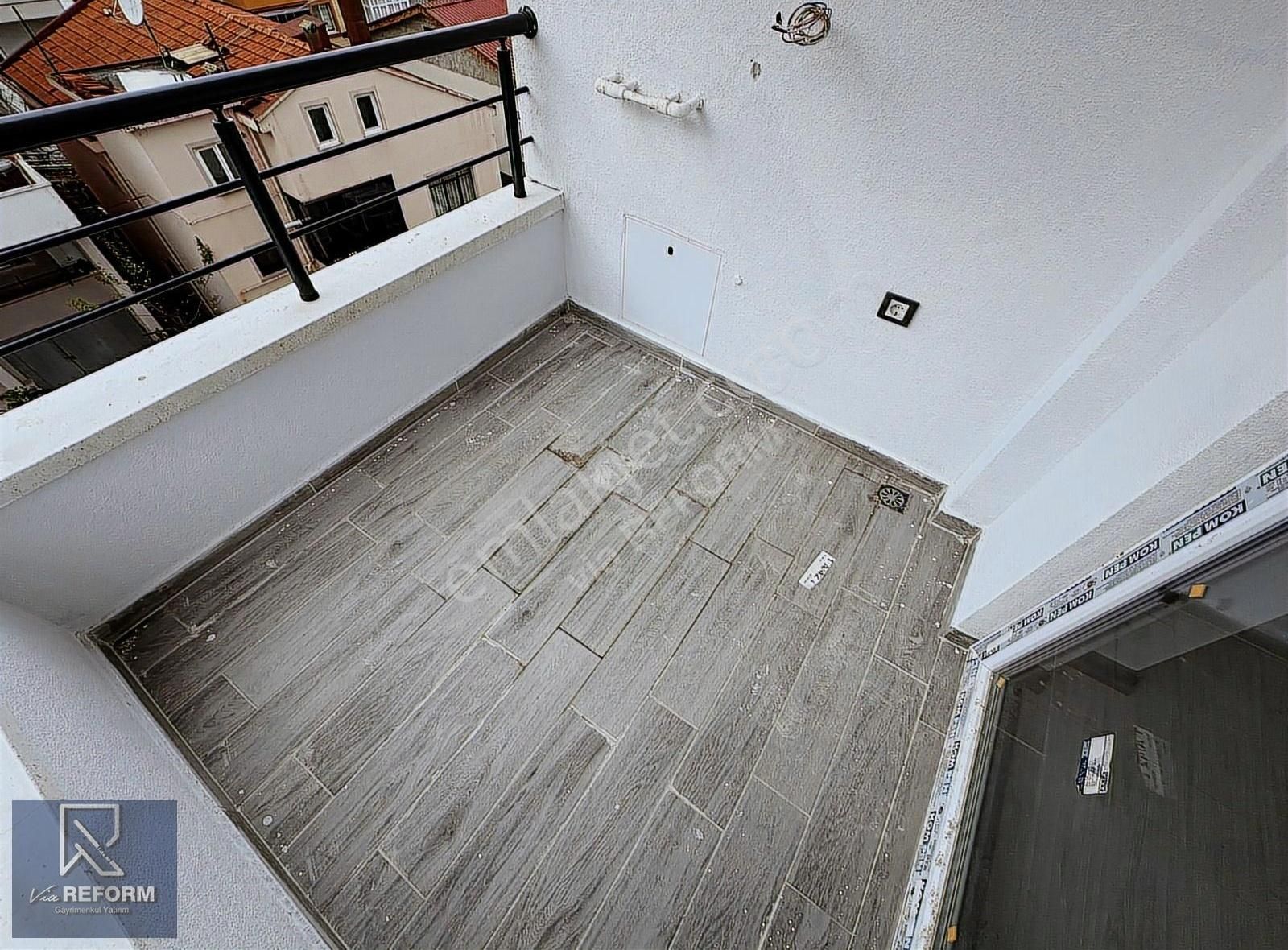 Atakum Beypınar Satılık Daire Site İçi Cambalkonları Takılı 180m2 4+1 Lüx(0) Ön Cephe Daire