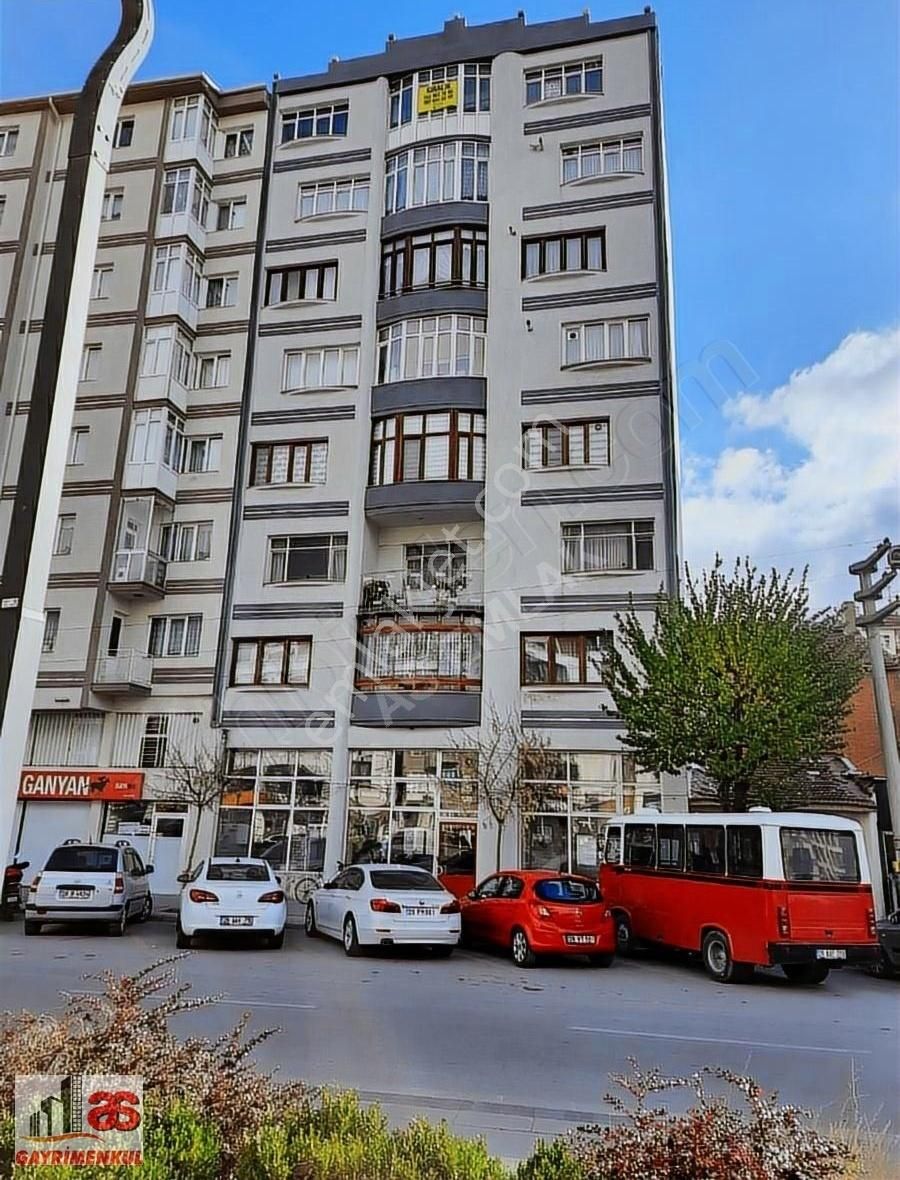 Tepebaşı Hayriye Kiralık Daire As Emlak'tan Hayriye Mh. Asansörlü Balkonlu Kombili Kiralık 3+1