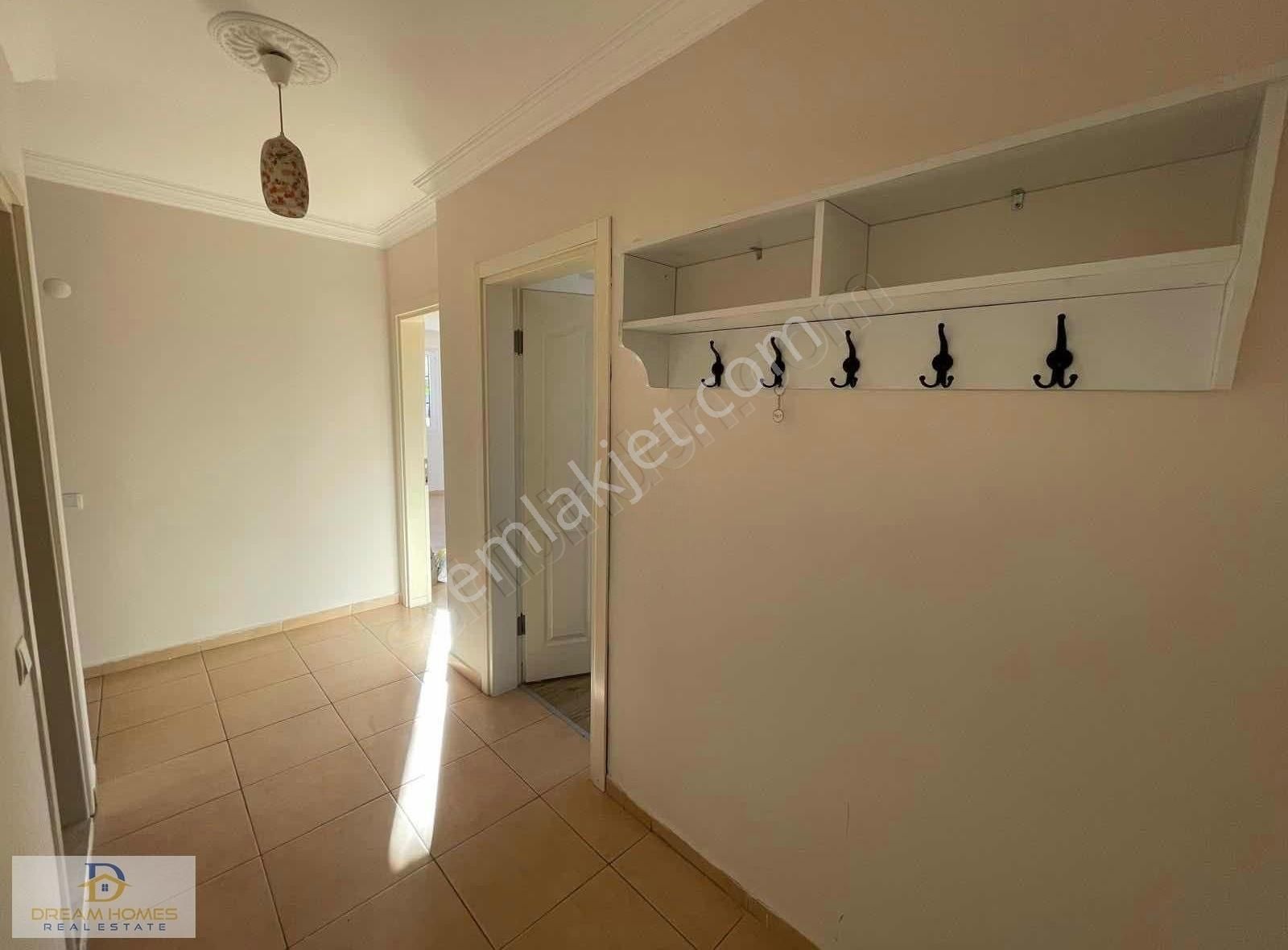 Fethiye Taşyaka Kiralık Daire Taşyaka'da Kiralık Klimali, Ayrı Mutfaklı 2+1 Giriş Kat Daire