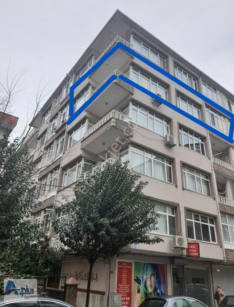 Bahçelievler Şirinevler Satılık Daire Şirinevlerde Metro Ve Metrobüse 5 Dk Mesafede 90m2, 2+1 - 4.kat