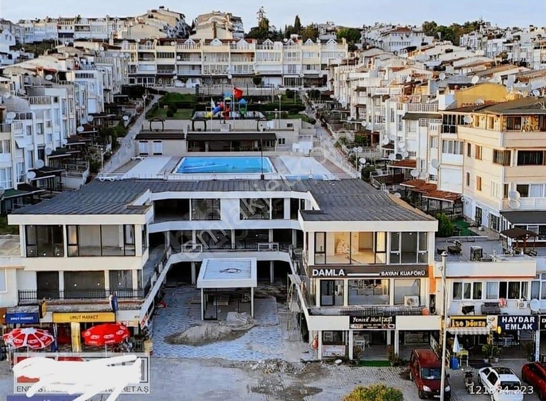 Haydar Emlaktan Yenicede Çarşı İçinde E-5 E Cepheli Yatırımlık Köşe Dükkan - Görsel 4