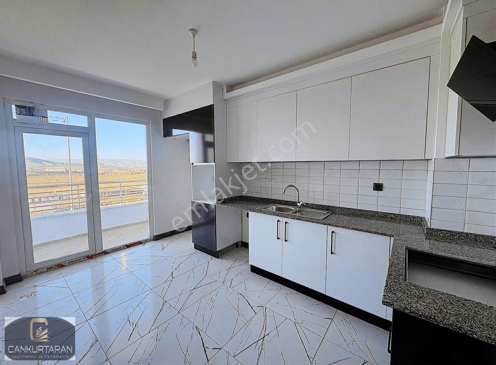 Melikgazi Yeşilyurt Kiralık Daire Kiralık 4+1 İldem E Dairesi