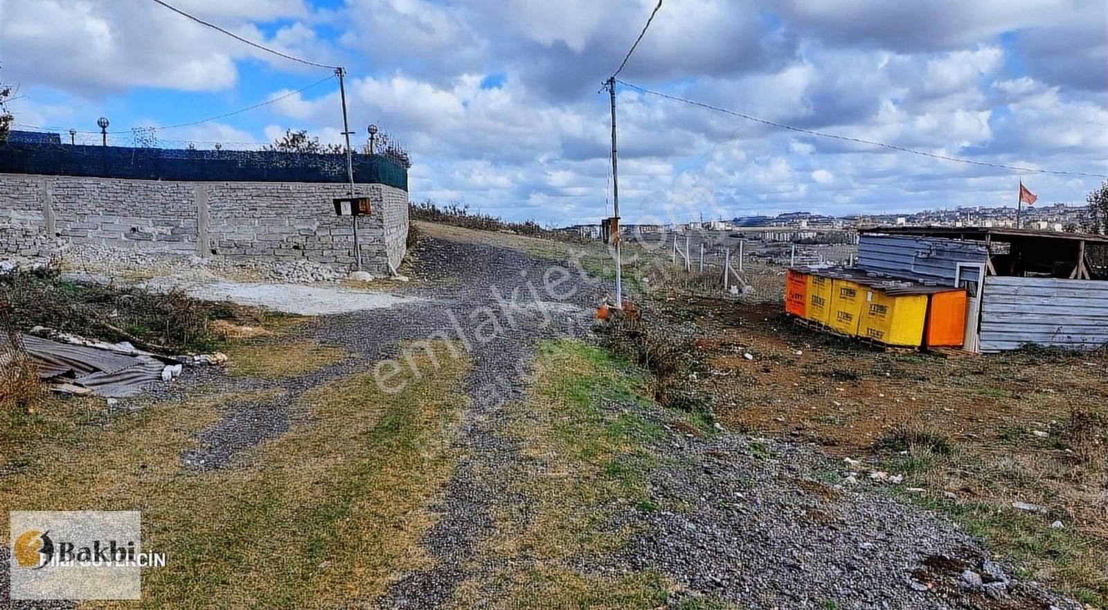 Arnavutköy Tayakadın Satılık Tarla Tayakadın Türkköşede Satılık Elektrik Su Başında Arsa