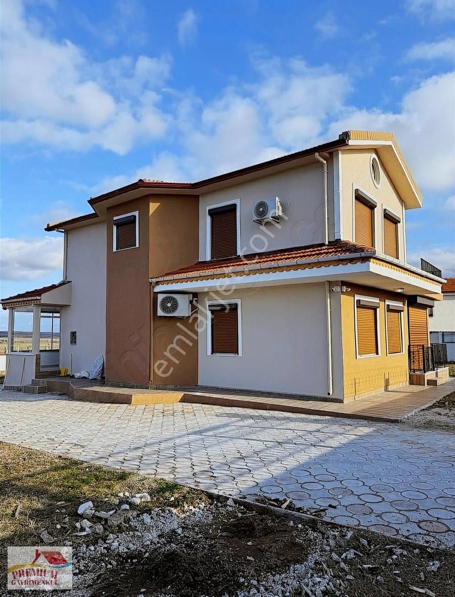 Çerkezköy Veliköy Satılık Villa Tekirdağ Çerkezköy Satılık Lüx Villa Fiyat Uygun Tutulmuştur