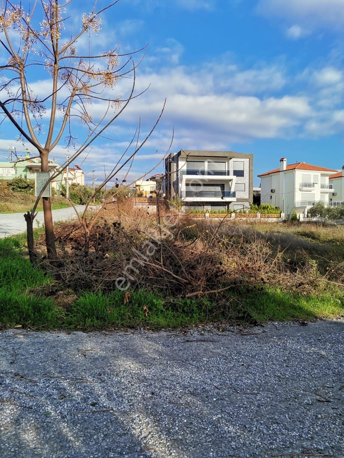 Kuşadası Soğucak Satılık Muhtelif Arsa Kuşadası Soğucak Da 355 M2, Denize Yürüme Mesafesinde Köşe Konumunda Satılık Kupon Arsa