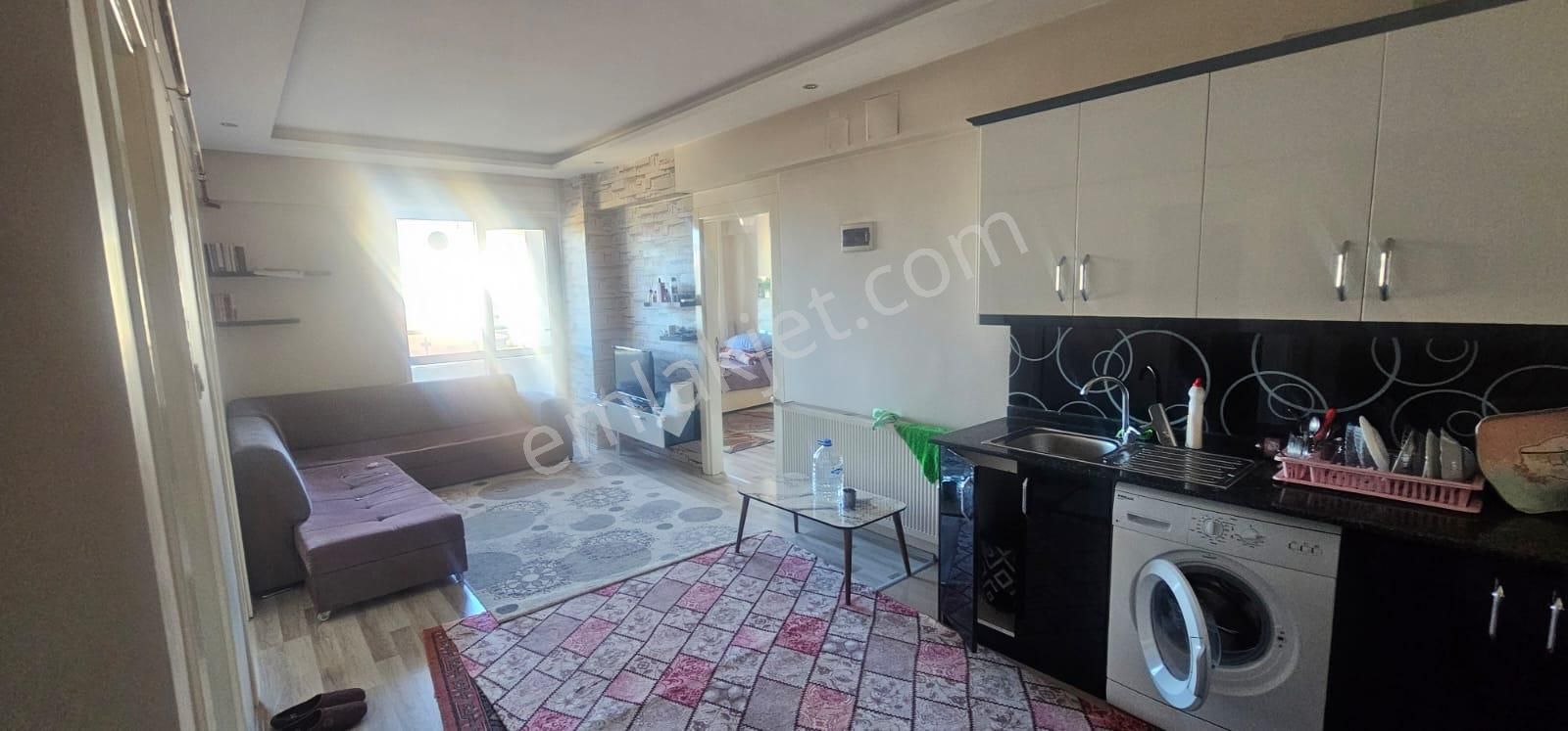 Kilis Merkez Ekrem Çetin Satılık Daire Üniversite Civarı Kiracılı 2+1 Eşyalı Satılık Stüdyo