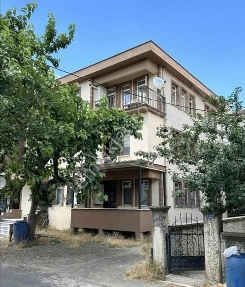 Hendek Yeni Satılık Daire Alemdar Gayrimenkul Yeni Mahalle 2.5+1 115 M2 Acil Satlık Daire