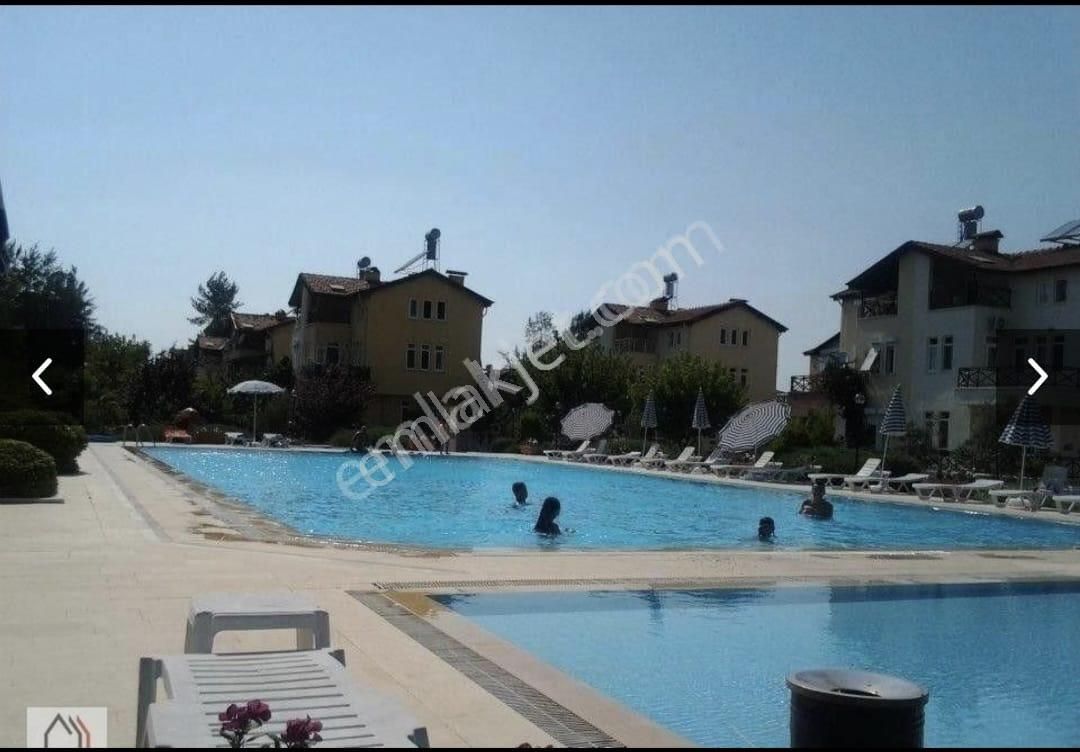 Serik Kadriye Kiralık Villa İktisat Emlak'dan Serik Kadriye'de Kiralık Siteiçi 3+1 225m2 Havuzlu Güvenlikli Triplex Villa