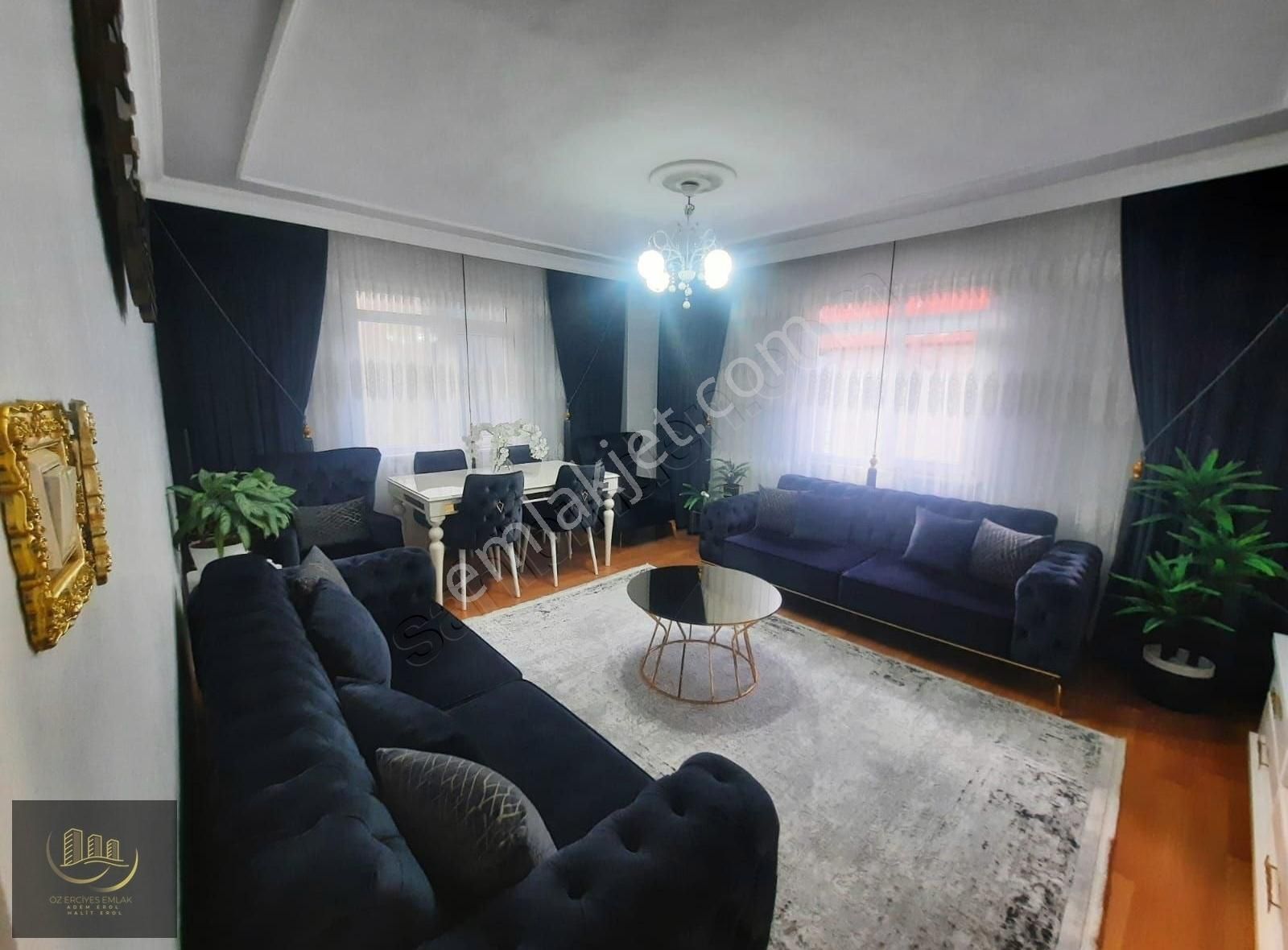 Güngören Gençosman Satılık Daire Öz Erciyesten Gencosmanda 2+1 105m² 4.kat Masrafsız Satılık Dair