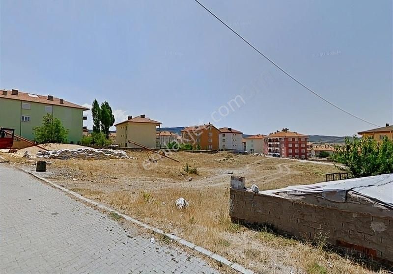 Akdağmadeni Yeni Satılık Konut İmarlı Akdağmadeni Yenimahallede Satılık Üç Kat Üç Dairelik İmarlı Arsa