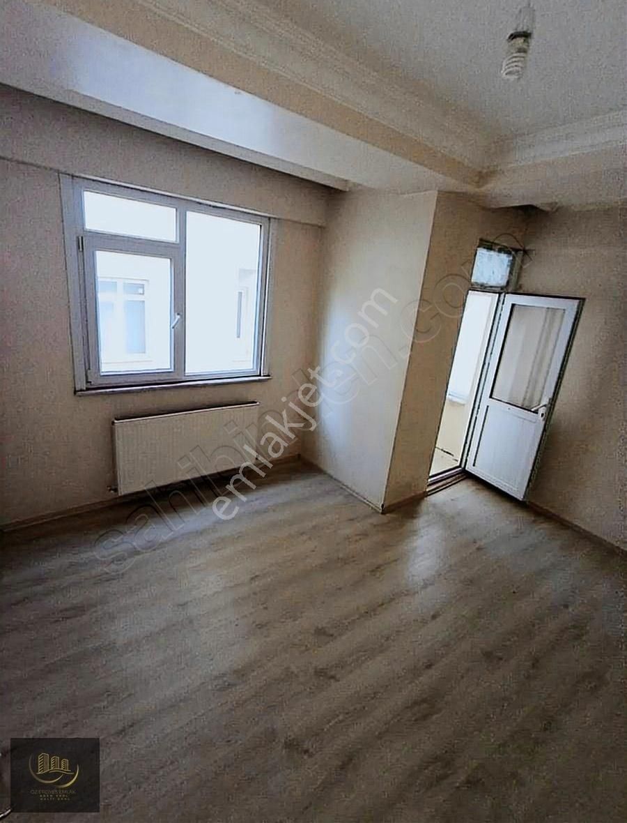 Esenler Fatih Satılık Daire Öz Erciyes Emlaktan Yeni Bina 2+1 90 M² 2.kat Satılık Daire